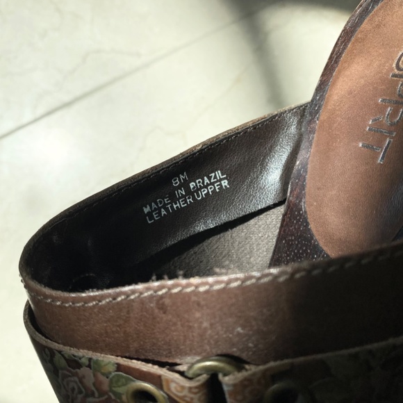 Vintage Esprit Wooden Clogs - Picture 6 of 6